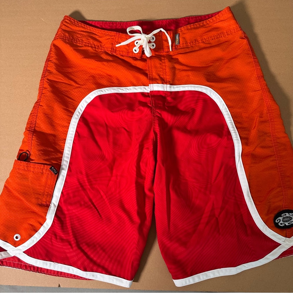 Tavarua Surf Co. Board Shorts Swim Trunks Surf Made In USA Men’s 32